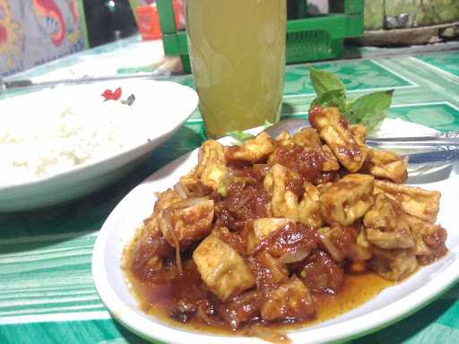 Sea Food Nasi Bebek Tempe Penyet 6