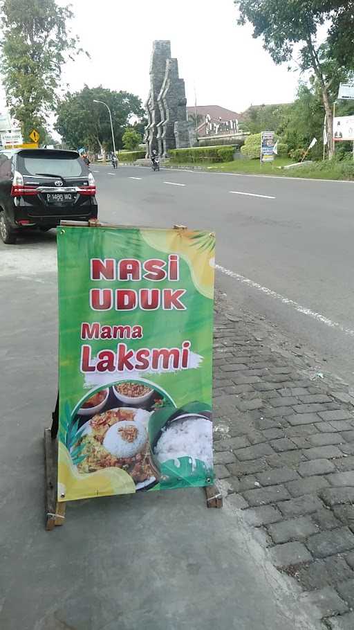 Warung Nasi Uduk Mama Laksmi 5