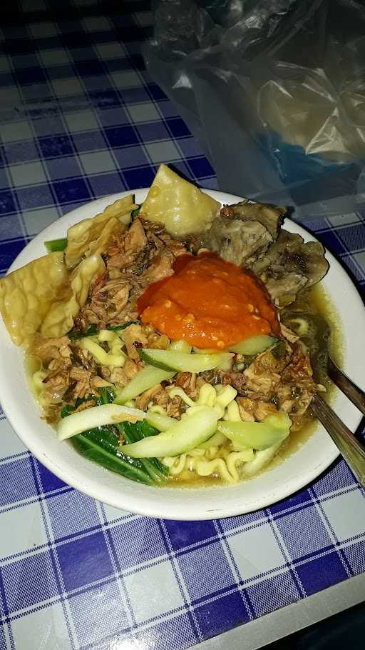 Bakso Anto Lapangan 4