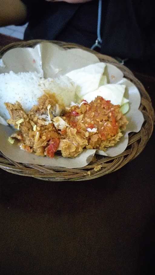 Ayam Mantuul 2