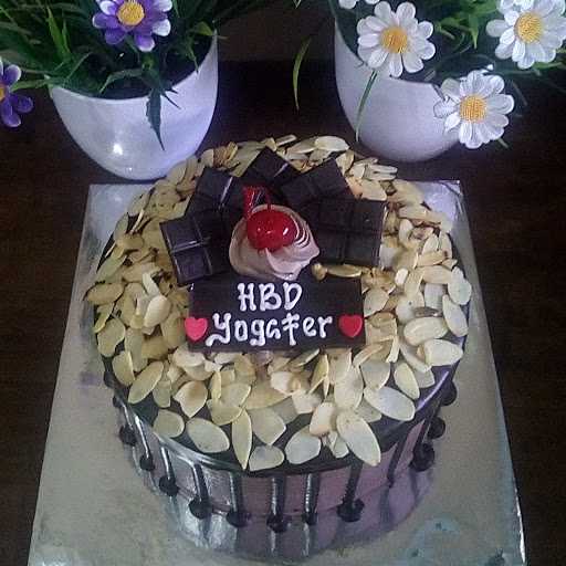 Enik Cake 2