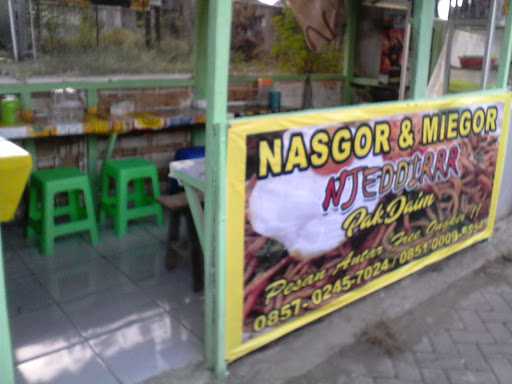 Nasgor & Miegor Njeddirrr Pak Daim 1