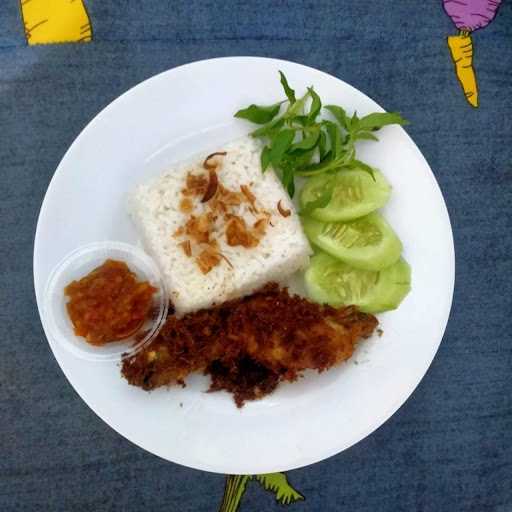 Nasi Uduk Ayam Laos 2