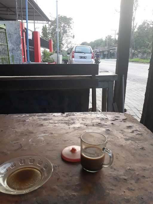 Warung Pojok Aneka Makanan 2