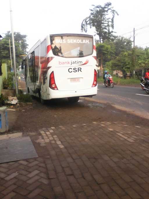 Warung Pojok Aneka Makanan 5