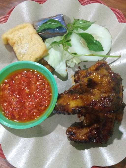 Warung Restu Ibu 4