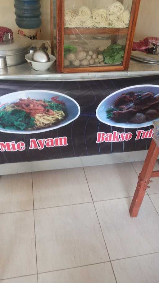 Bakso Tulang & Mie Ayam 9