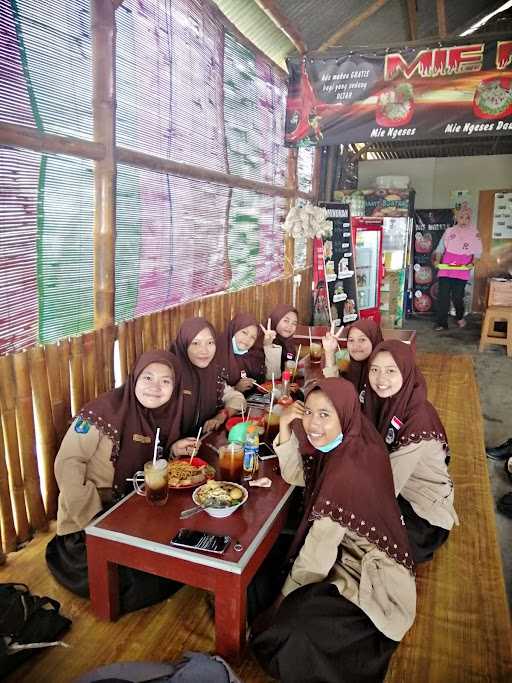 Warung Ngeses 10