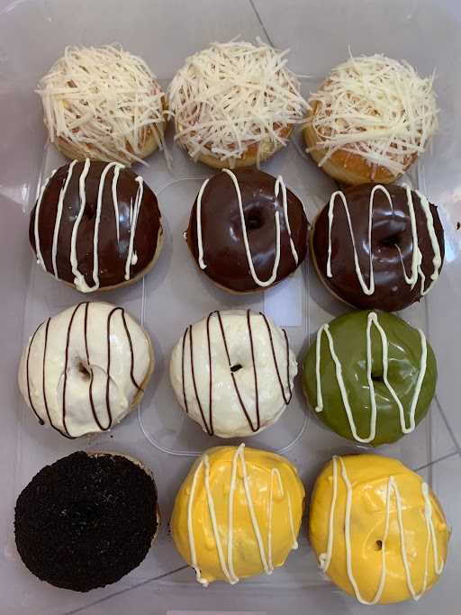 Eryn Donuts 3