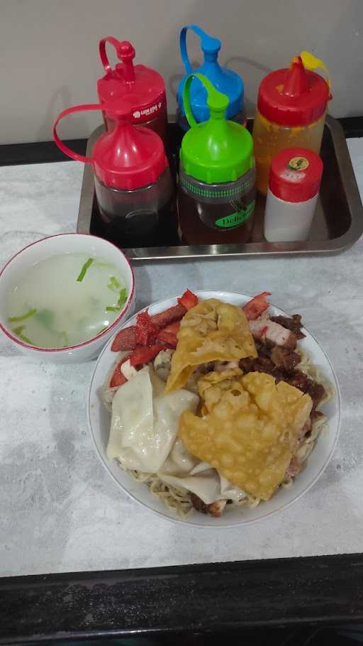 Palu Noodle Dumpling - Surabaya 6