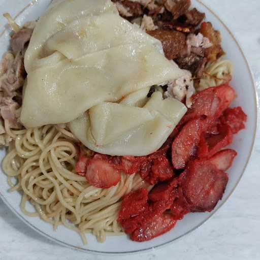 Palu Noodle Dumpling - Surabaya 4