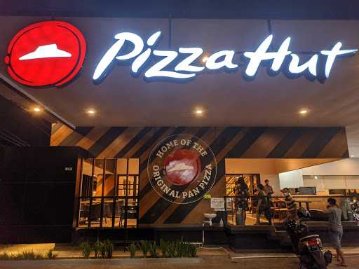 Pizza Hut Restoran 1