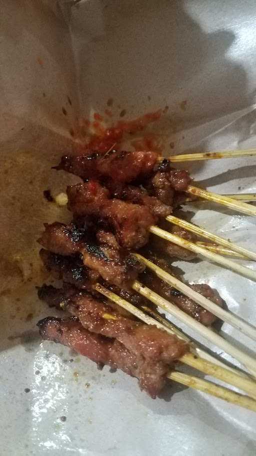 Sate Babi Bawah Pohon Bli Kawe 5