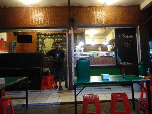 Warung Pecel & Penyetan Elingo 3