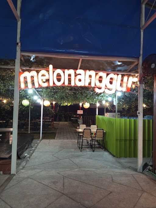 Melonanggur Restaurant 9