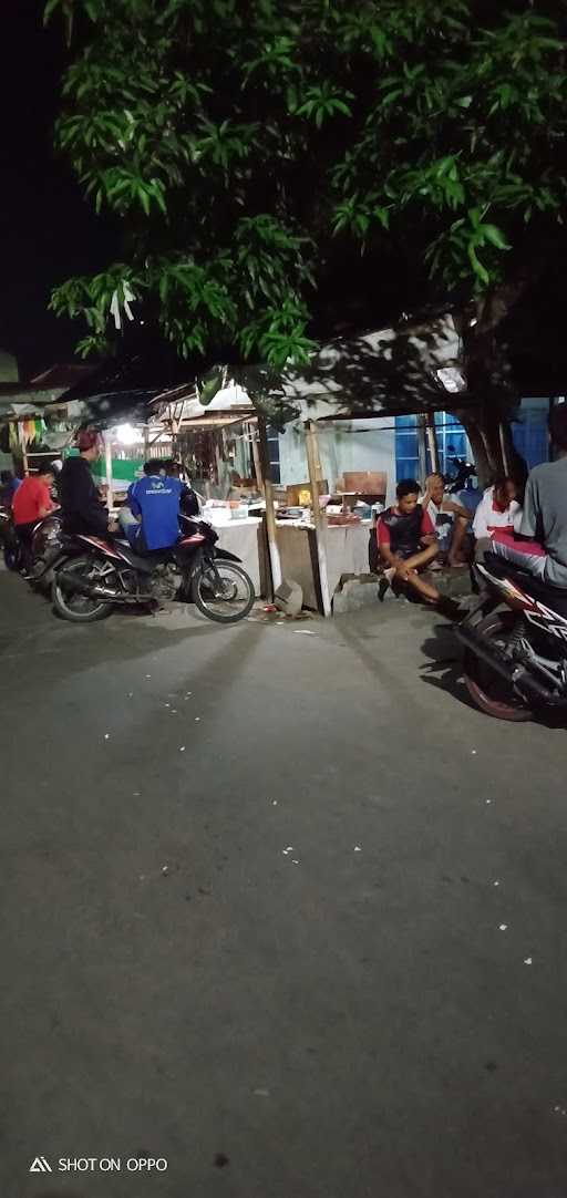 Warung Gorengan Bang Kombor 9