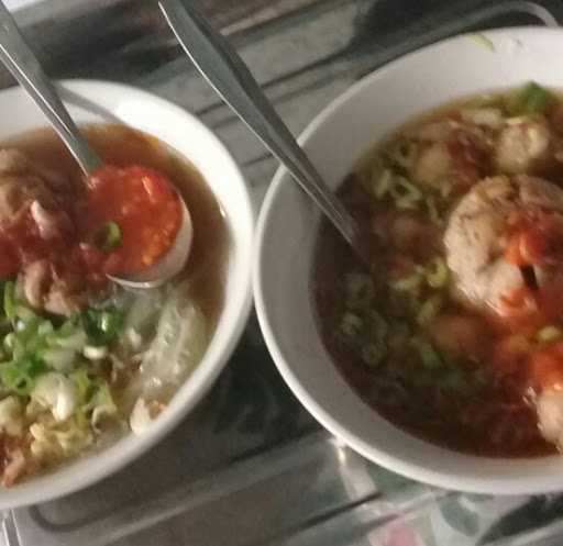 Warung Soto Bu Wartuti 1