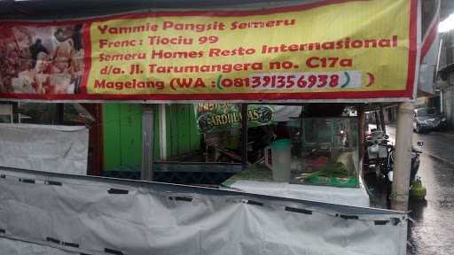 Yammie Pangsit Semeru 7