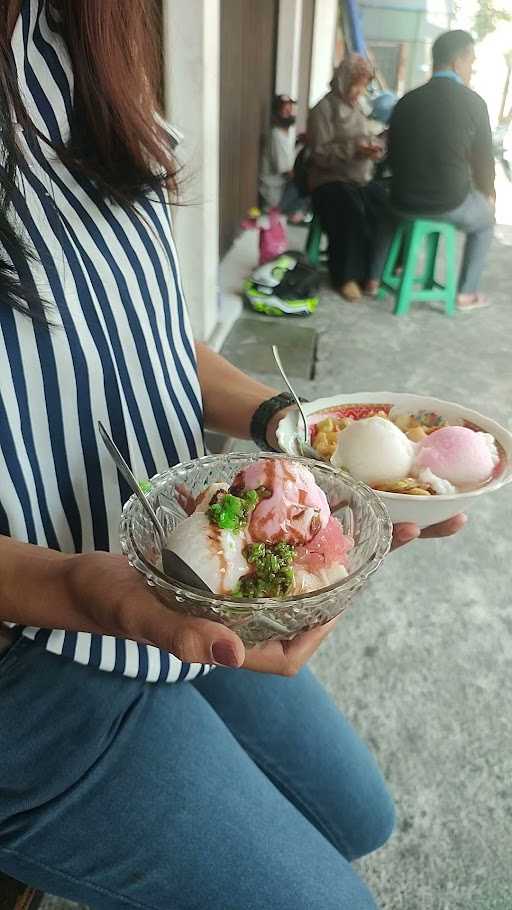 Es Puter Dan Rujak Es Krim 1