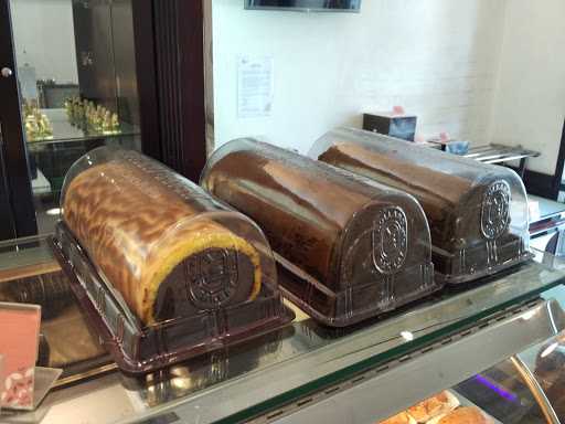 Holland Bakery 9