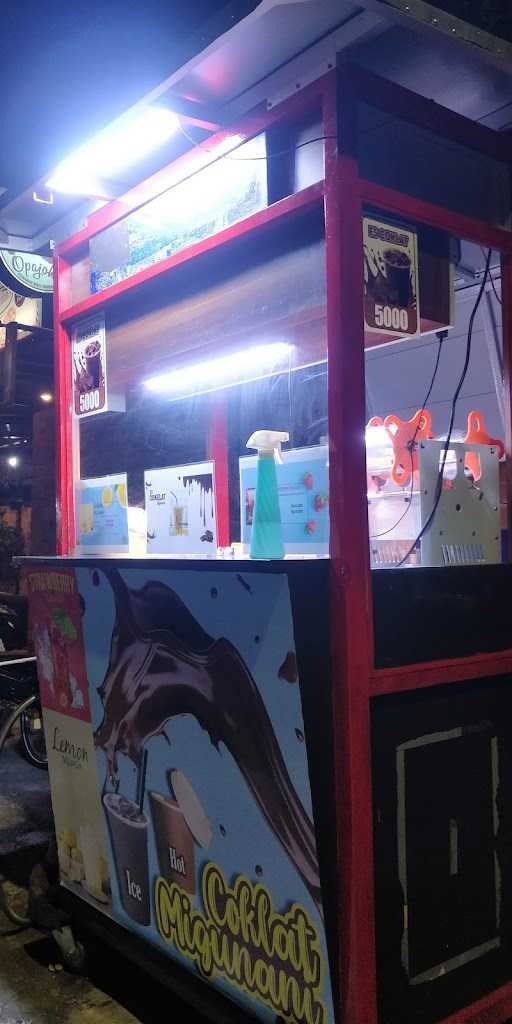 Kedai Migunani 8