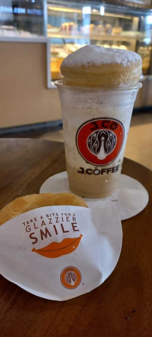 JCO Donuts & Coffee - Buaran Plaza 10