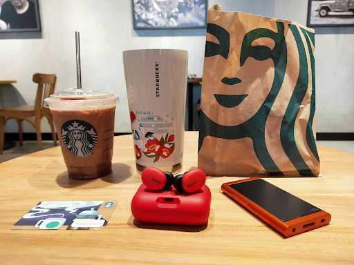 Starbucks - Pondok Bambu 5