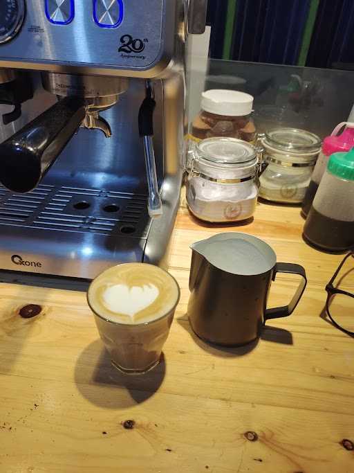 Warkop Angkringan Cafe Coffee And Eatery ( Kopi Rakyat22 ) 6