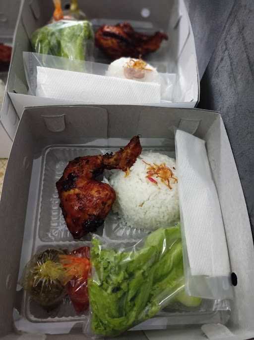 Ayam Bakar Ayam Penyet Rasyid 4