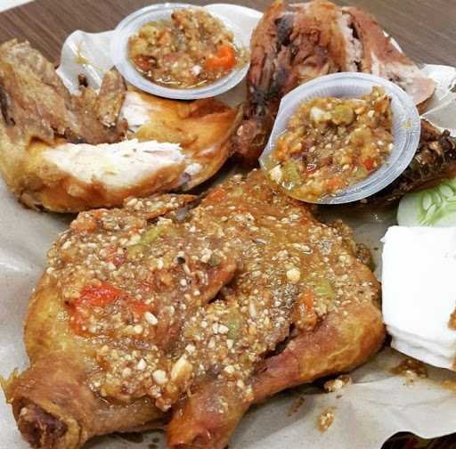 Ayam Gepuk Pak Gembus - Buaran Klender 7