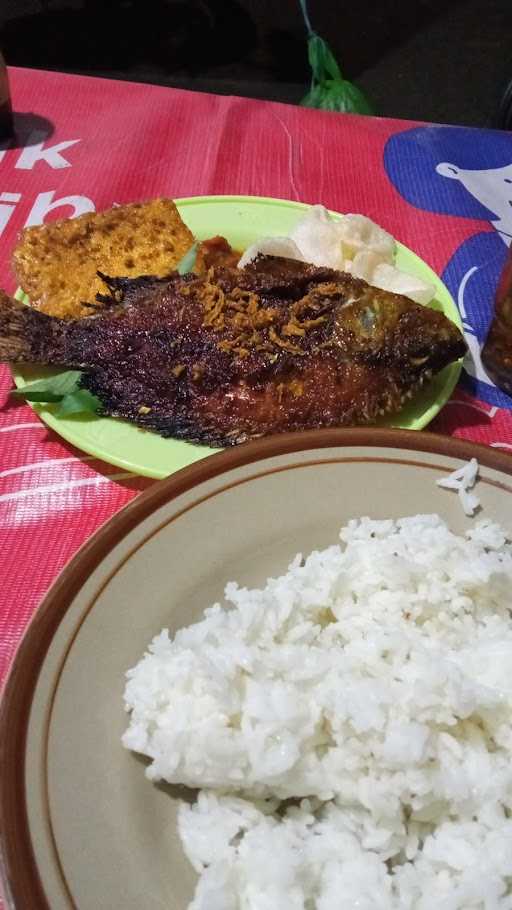 Ayam Penyet Bakar Pondok Kelapa Indah 2