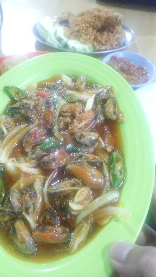 Cafe Taman Seafood 2