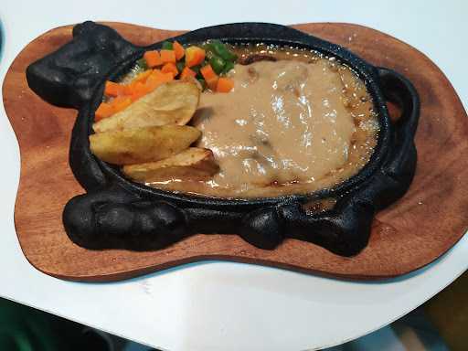 Go!Steak Pondok Kelapa 8