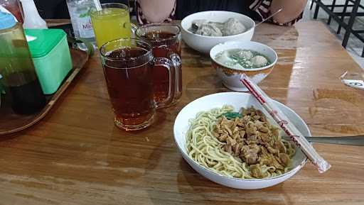 Kedai Noni Bakso Bakwan Malang 1