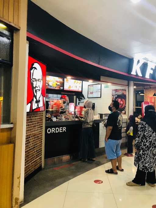 Kfc Box Cipinang 7