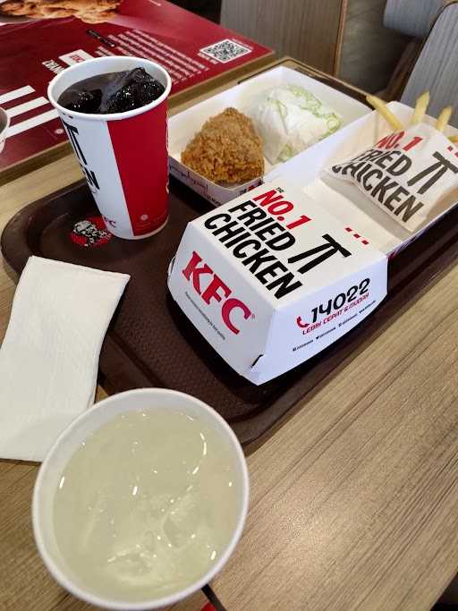 KFC - Rest Area Km 6B Jakarta Cikampek 9