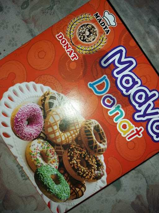 Madya Donat 4