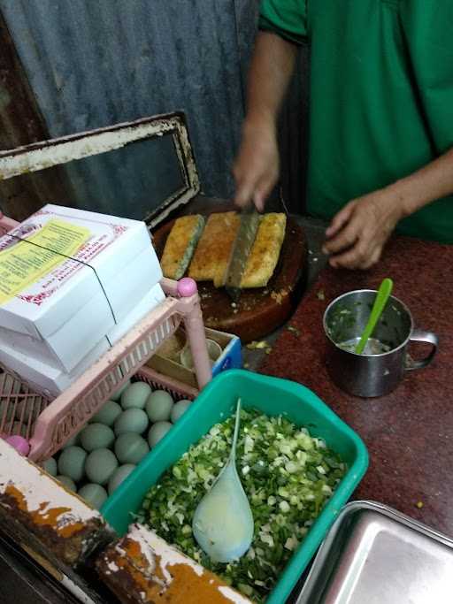 Martabak Bandung Asli (Khas Pecenongan) 8