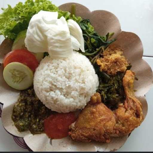 Pondok Tiara Ayam Penyet Sambal Ijo 6