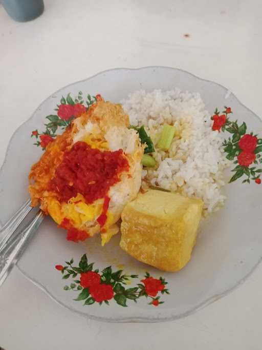 Warung Nasi Kuningan Asri 6