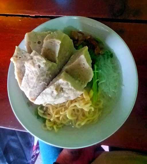 Mie Ayam & Bakso Mas Kisut 4