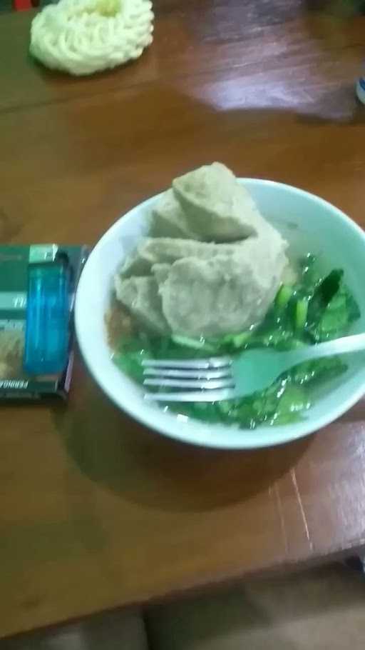 Mie Ayam & Bakso Mas Kisut 3