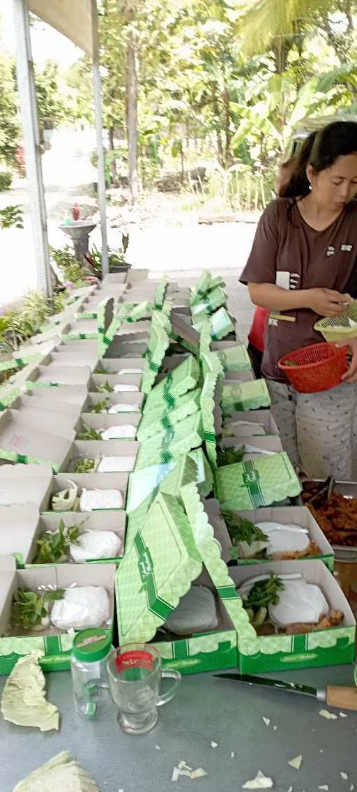 Warung Makan Bu Carik 8