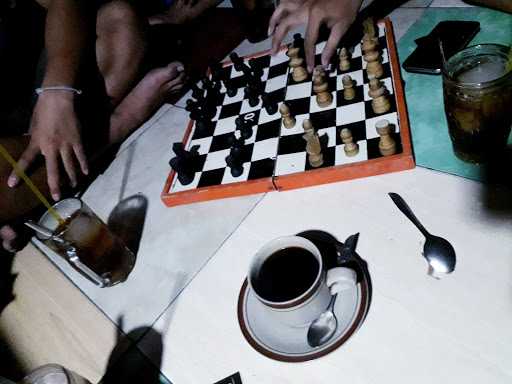 Warung Kopi Dek A 4