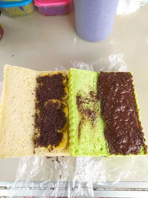 Roti Bakar Bang R 8