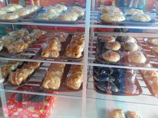 Ida Sari Bakery 2