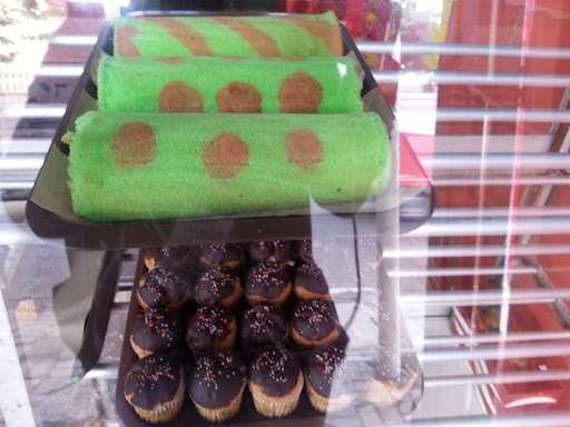 Ida Sari Bakery 1