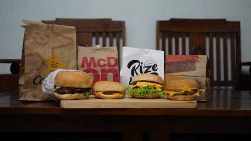 Rize Burger 3