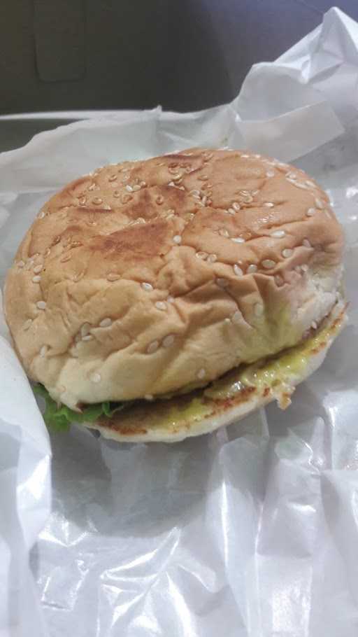 Makan Minum Burger & Toast Semarang 10