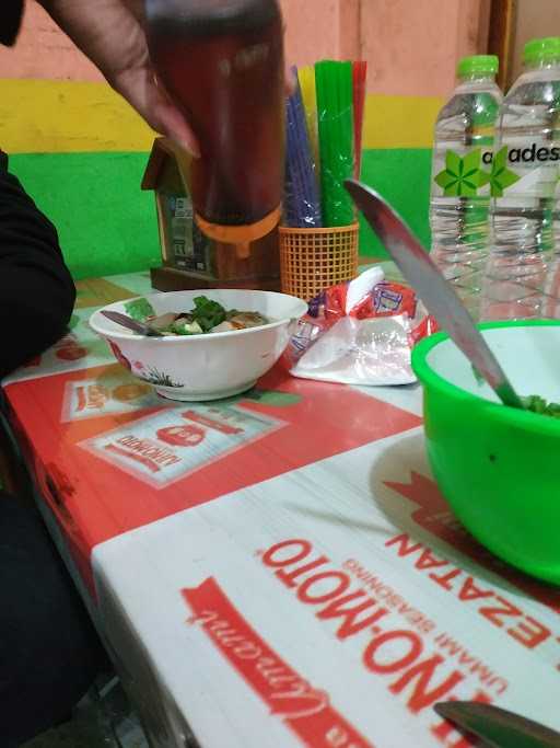 Bakso & Mie Ayam Adi Roso 4